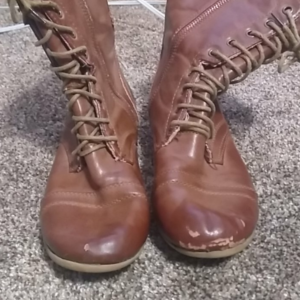 Brown boots - Picture 5 of 5